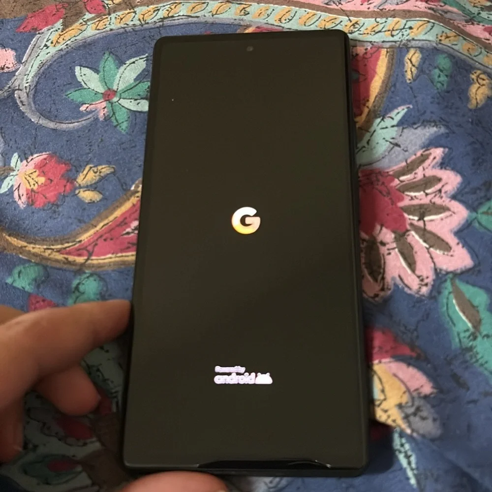 Unlocked! No issues only used for 2 weeks